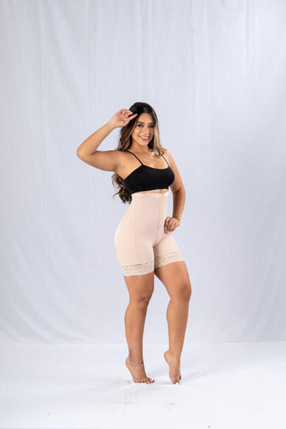 NUEVO SHORT CON CONTROL Y REALCE NATURAL